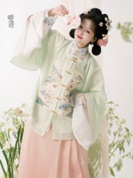 明镜华服 鱼游春水.jpg